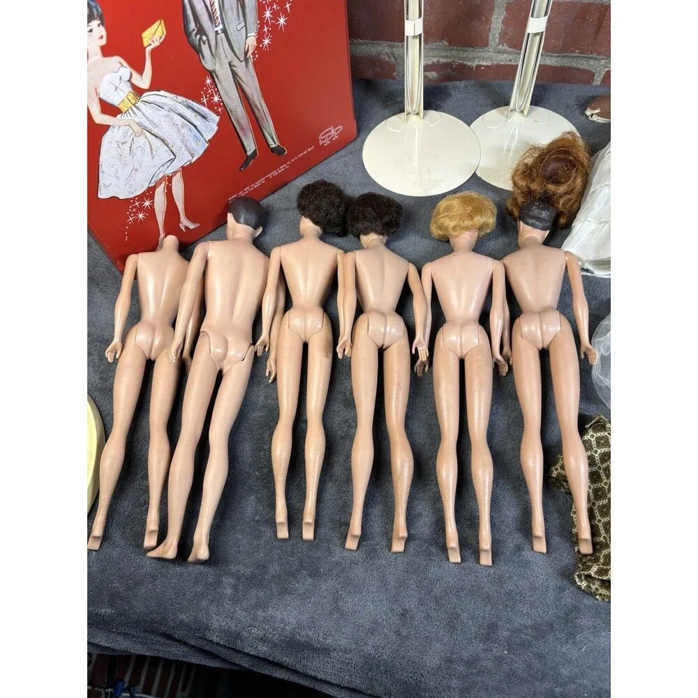 Vintage 60s Barbie Doll Accessory And Clothing Lot With 5 Dolls And Case